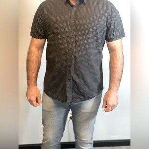 Murano Slim Fit Casual Button Down Size L Navy Blue and White Diamond Motif